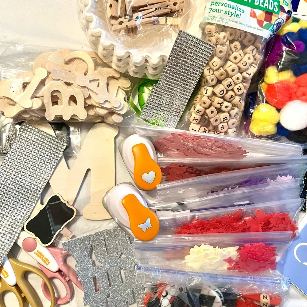 Craft‎ Supplies, Fiskars Tools, Rhinestones & Assortment Item/Set